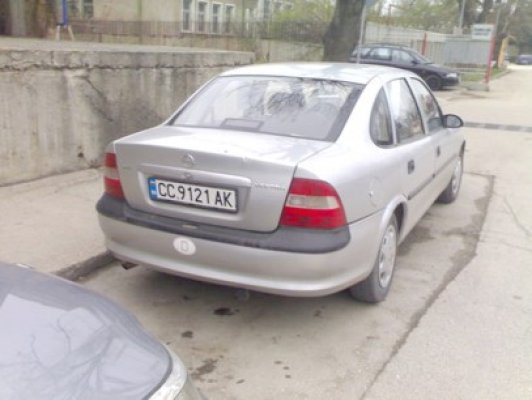 Adio maşini înmatriculate în Bulgaria. Sofia schimbă codul rutier